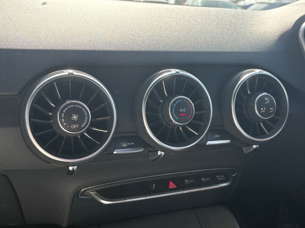 Audi TT 2.0 Tdi Ultra Sport 35 Tax Ulez Dab B BF65JCY Red #6