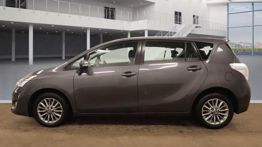 Toyota Verso 1.8 V-matic Icon Tss M-drive S 7 Seats 8 LT18YFB Grey #6