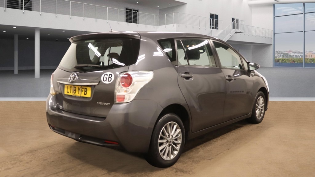 Toyota Verso 1.8 V-matic Icon Tss M-drive S 7 Seats 8 LT18YFB Grey #4