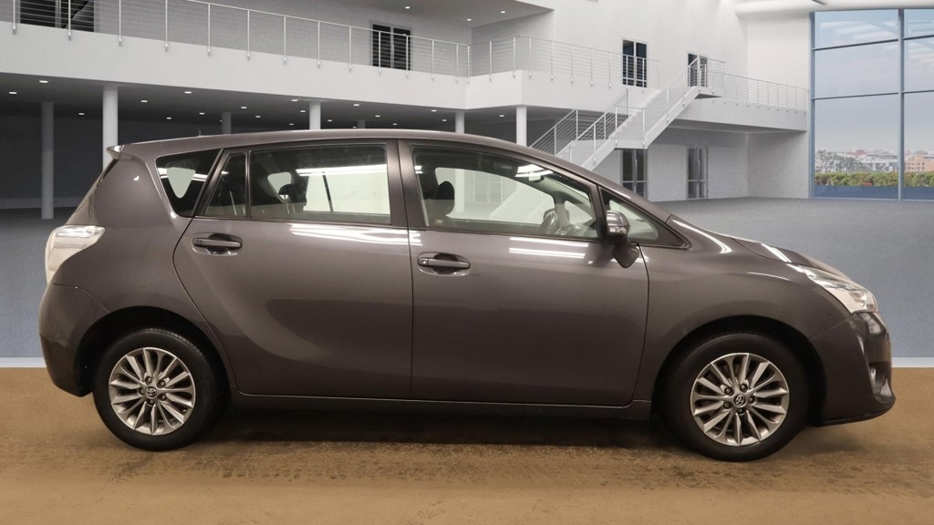 Toyota Verso 1.8 V-matic Icon Tss M-drive S 7 Seats 8 LT18YFB Grey #5
