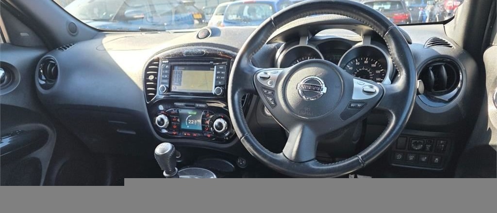 Nissan Juke 1.5 Dci Tekna Bose Exterior Pk Nav Ul CK68AZF White #3