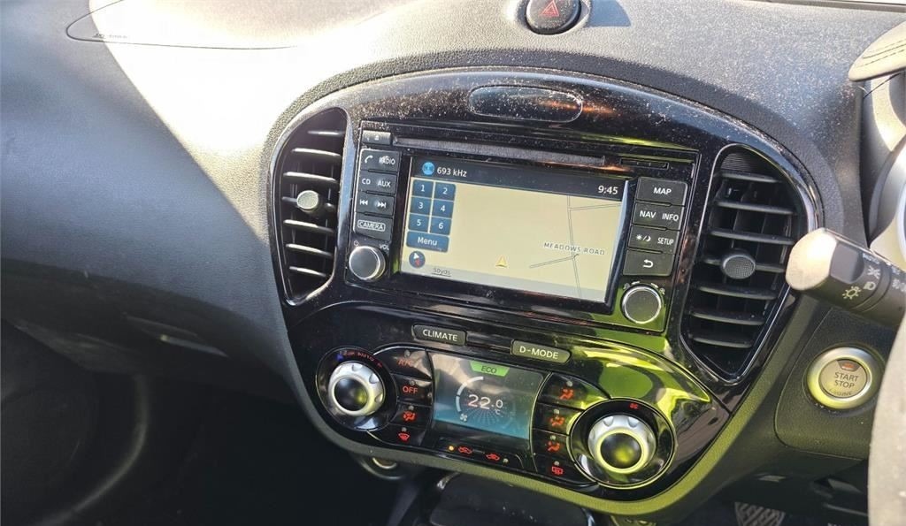 Nissan Juke 1.5 Dci Tekna Bose Exterior Pk Nav Ul CK68AZF White #4