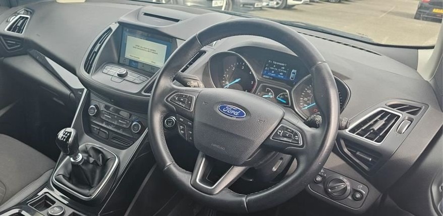 Ford Kuga 1.5 Tdci Titanium Sat Nav Dab Ulez Fo MA68VCF Grey #3