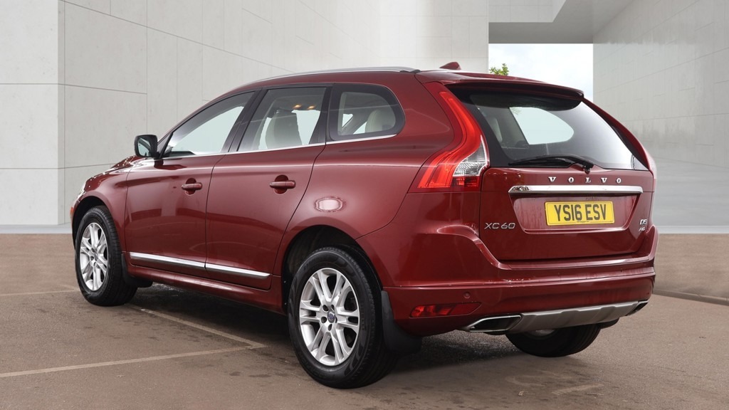 Volvo XC60 D5 220 Se Lux Nav Awd Nav Leather Ule YS16ESV Red #2