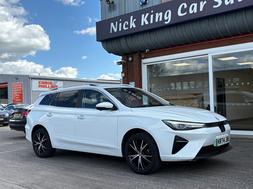 MG MG5 115Kw Trophy Ev Long Range 61Kwh 1 Own White