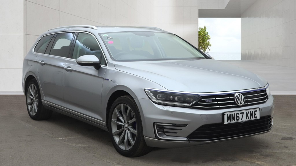 Volkswagen Passat 1.4 Tsi Gte Advance Dsg Panroof Nav Ule Silver