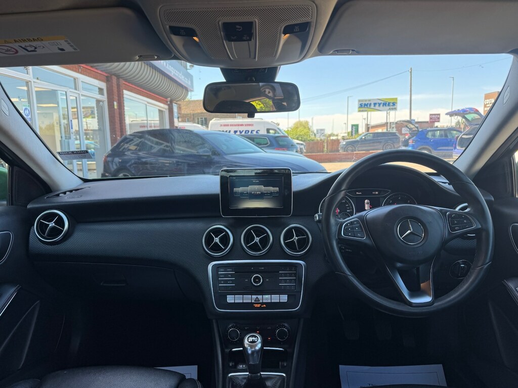 Mercedes-Benz A Class A180d Se Leather Ulez Bluetooth MC17LFW Green #3