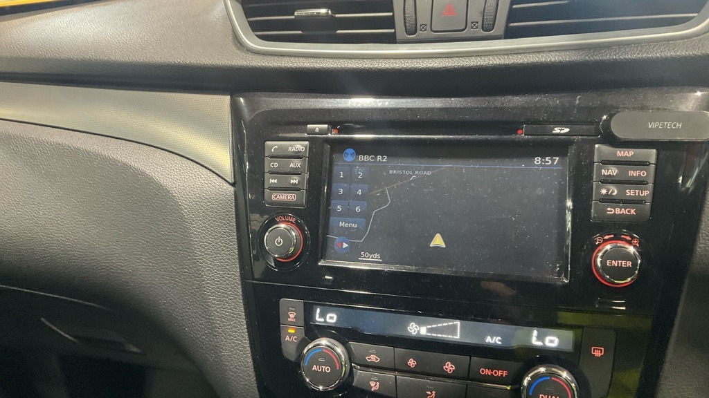 Nissan Qashqai 1.5 Dci N-connecta Panroof Nav Camera BG18CWE Silver #4