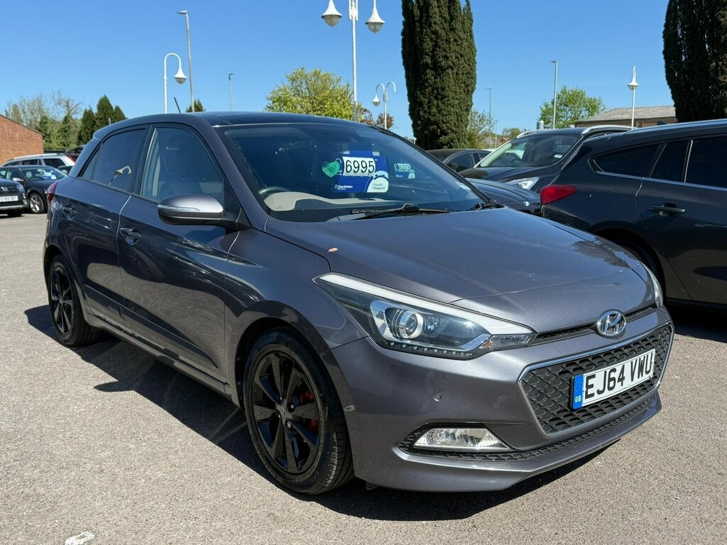 Hyundai I20 1.2 Premium Se 35 Tax Ulez Panroof Grey