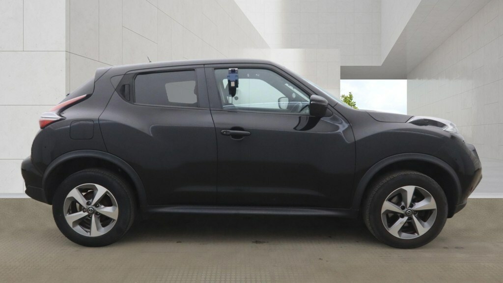 Nissan Juke 1.6 112 Acenta Ulez Low Insurance Group BC19ZKO Black #5