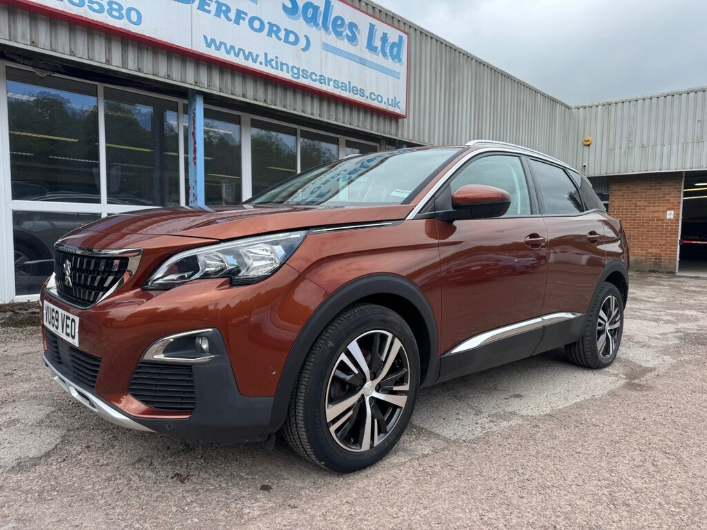Peugeot 3008 1.2 Puretech Allure Brown