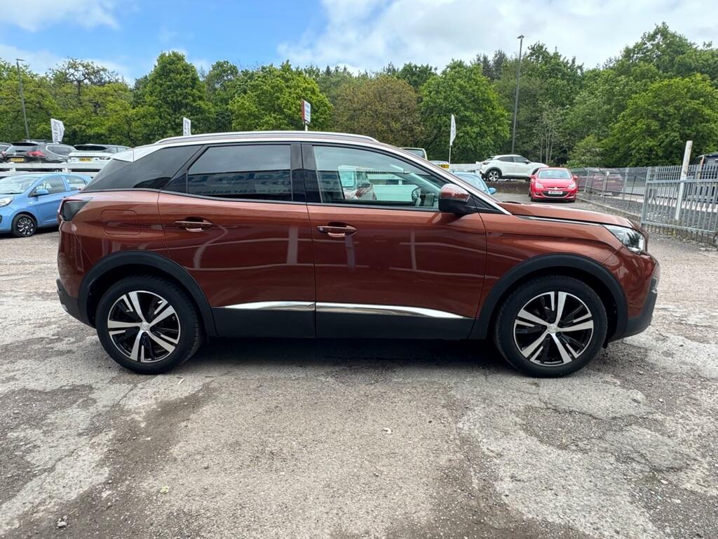 Peugeot 3008 1.2 Puretech Allure VU69VEO Brown #4