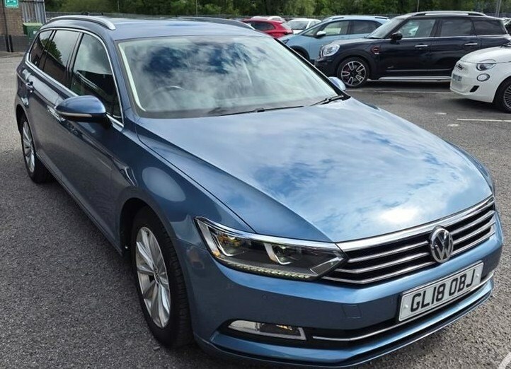Volkswagen Passat 2.0 Tdi Se Business Nav Ulez 9 Services Blue