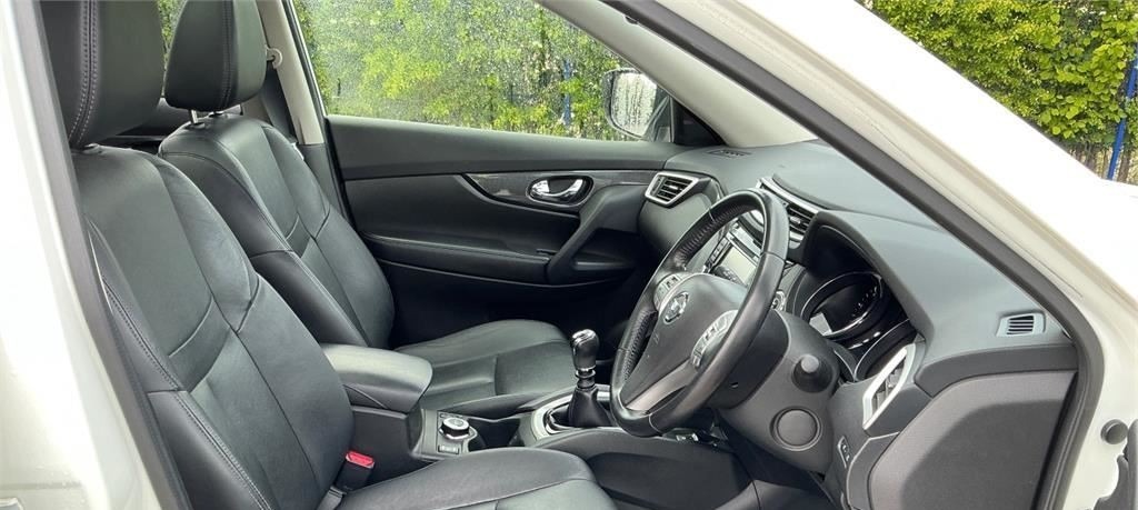 Nissan X-Trail 1.6 Dci Tekna 4Wd Panroof Nav Camera SW15XVL White #3