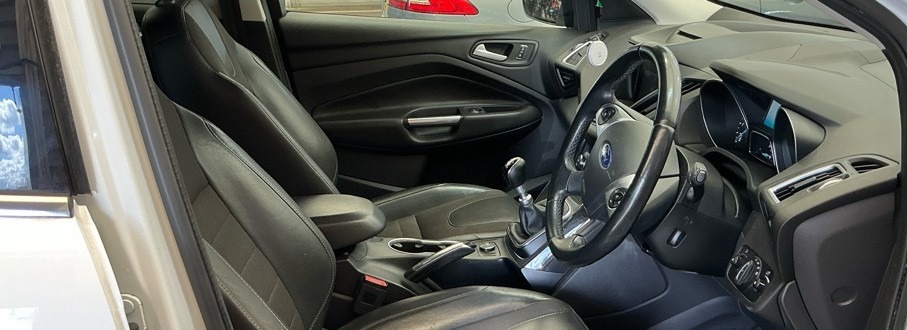 Ford Kuga 2.0 Tdci 150 Titanium Sport Nav Appearanc EK66EHC White #3