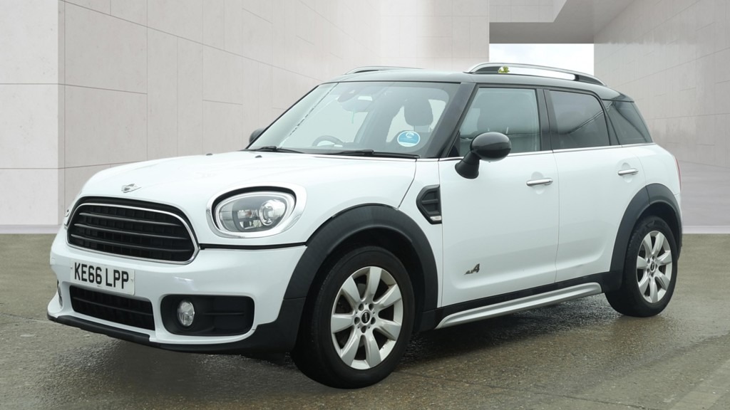 Mini Countryman 2.0 Cooper D All4 KE66LPP White #2