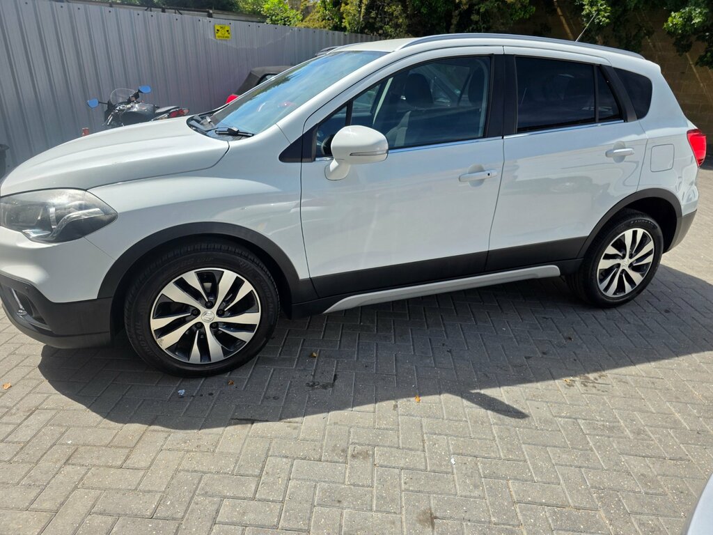 Suzuki SX4 1.6 Ddis Sz-t Suv Euro 6 Ss White #5