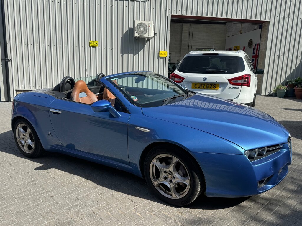 Alfa Romeo Spider 2.2 Jts Convertible 218 Gkm, 1 Blue #2