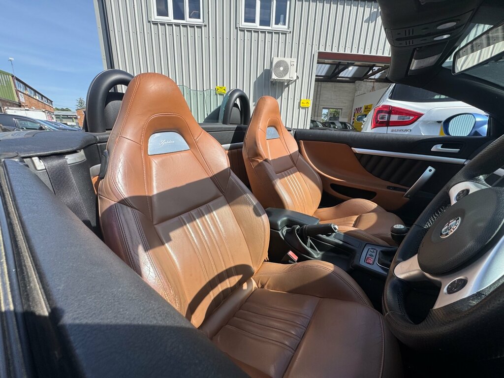 Alfa Romeo Spider 2.2 Jts Convertible 218 Gkm, 1 Blue #3