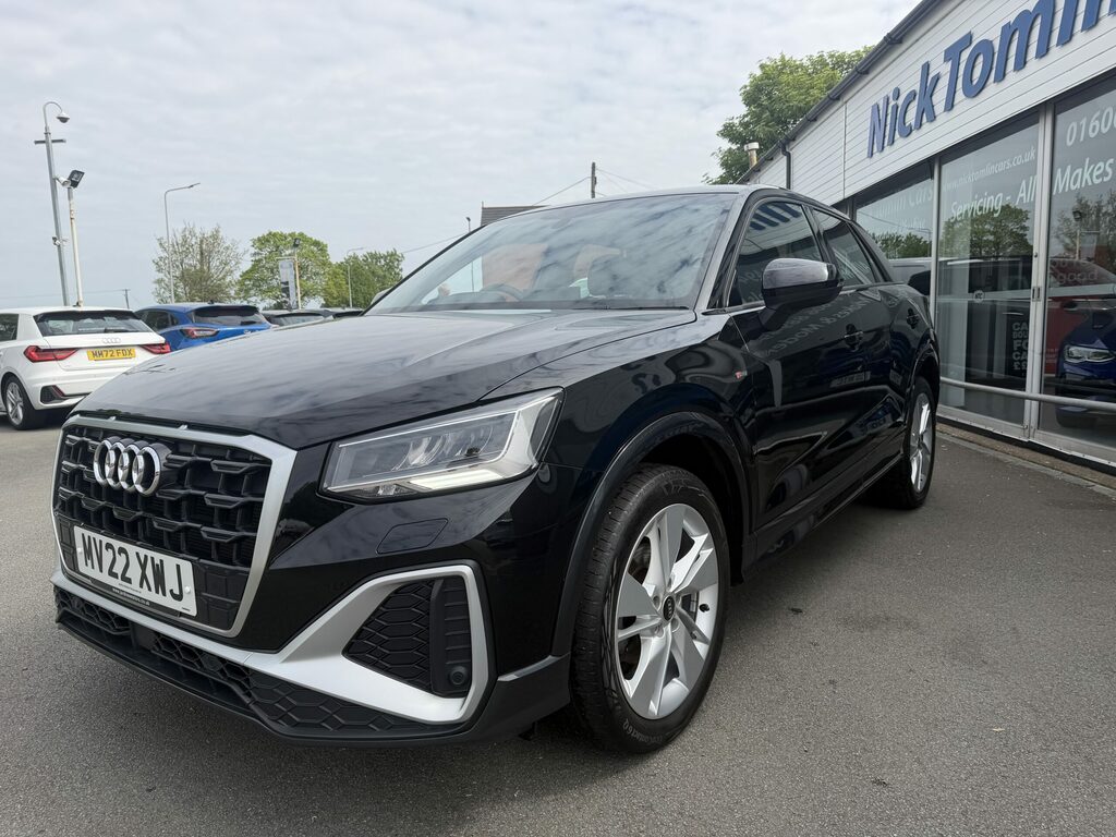 Audi Q2 Petrol MV22XWJ Black #4