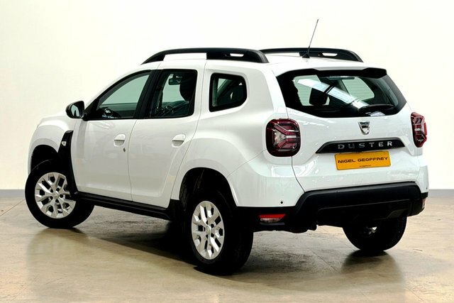 Dacia Duster 1.0 Tce Comfort Suv Bi Fuel Euro 6 S S MM71HHR White #2