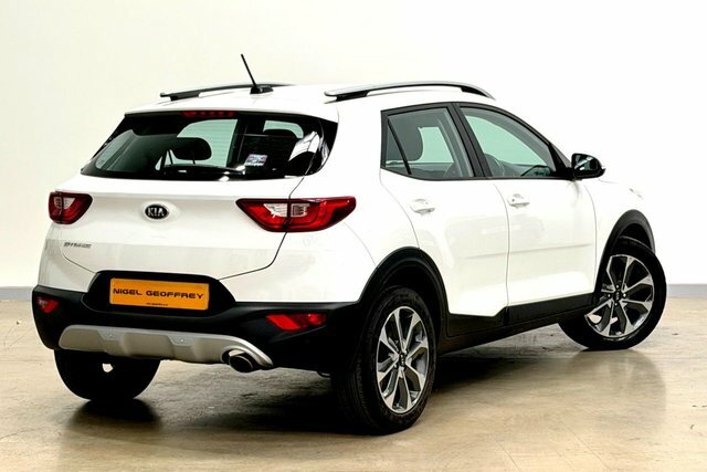 Kia Stonic 1.4 2 Suv Euro 6 S S 98 Bhp BP68TZW White #6