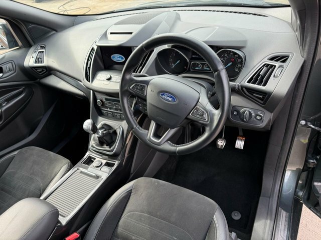 Ford Kuga 2.0 Tdci St-line X ST17OJY Green #4