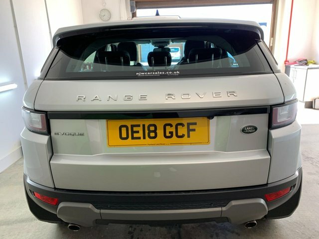 Land Rover Range Rover Evoque 2.0 Td4 Se Tech OE18GCF Silver #5