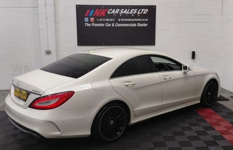 Mercedes-Benz CLS 2.1 Cls 220 SV64OZG White #2
