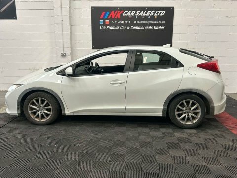 Honda Civic 2.2 Civic I-dtec White #3
