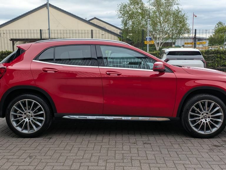 Mercedes-Benz GLA Class Gla 180 Amg Line Edition OE69VMH Red #5