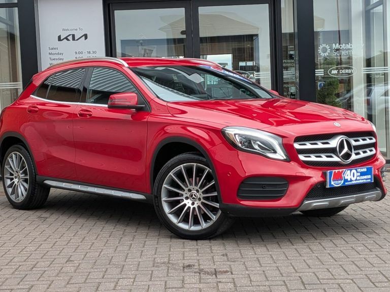 Mercedes-Benz GLA Class Gla 180 Amg Line Edition OE69VMH Red #2