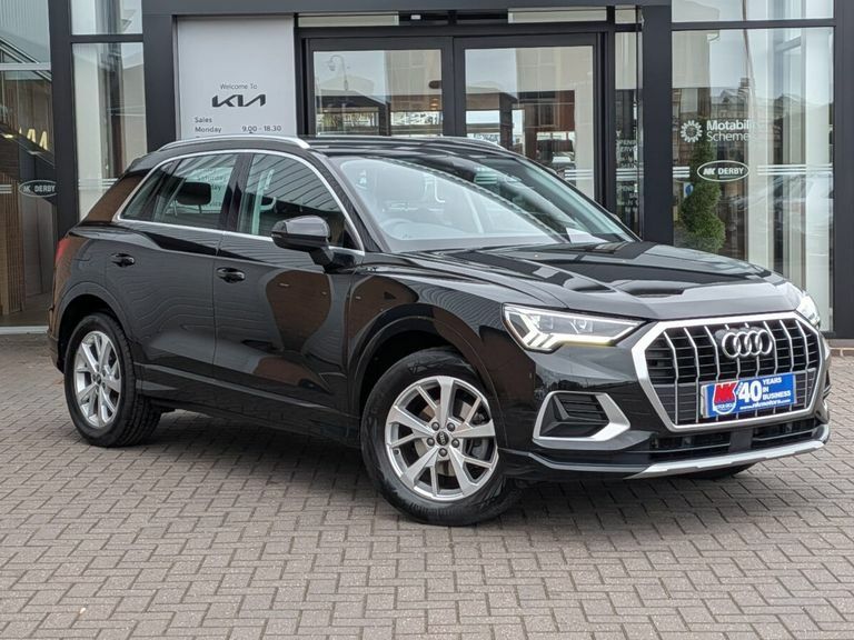Audi Q3 35 Tfsi Sport S Tronic FM22EEN Black #2