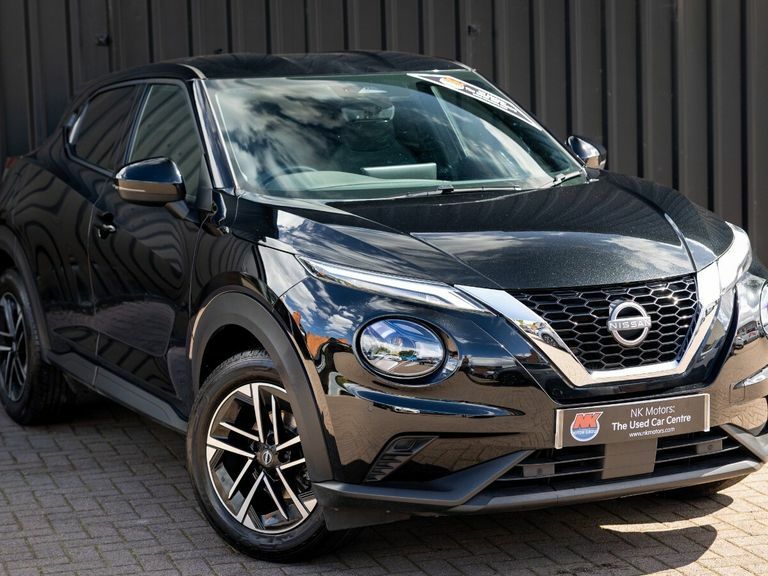 Nissan Juke 1.0 Dig-t N-connecta LP74OMR Black #2