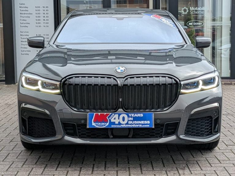 BMW 7 Series 740D Xdrive M Sport Grey #4