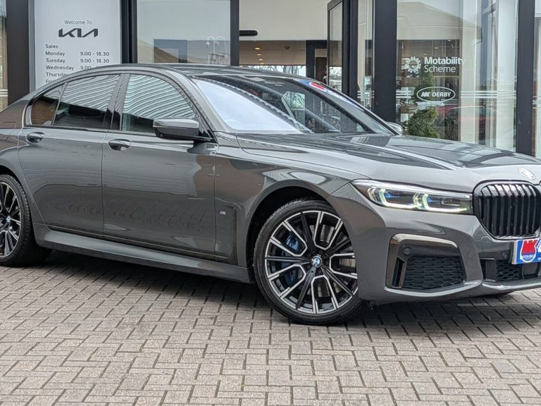 BMW 7 Series 740D Xdrive M Sport Grey #2