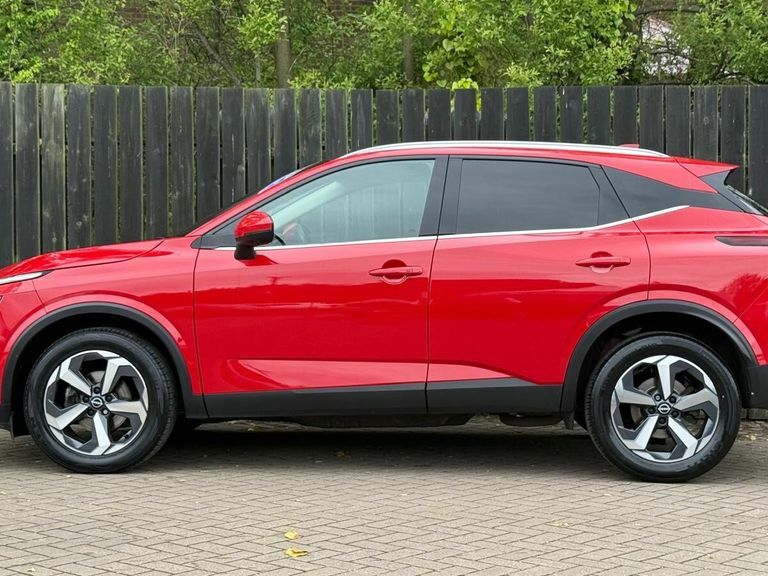 Nissan Qashqai 1.3 Dig-t Mh N-connecta DS73YRR Red #5