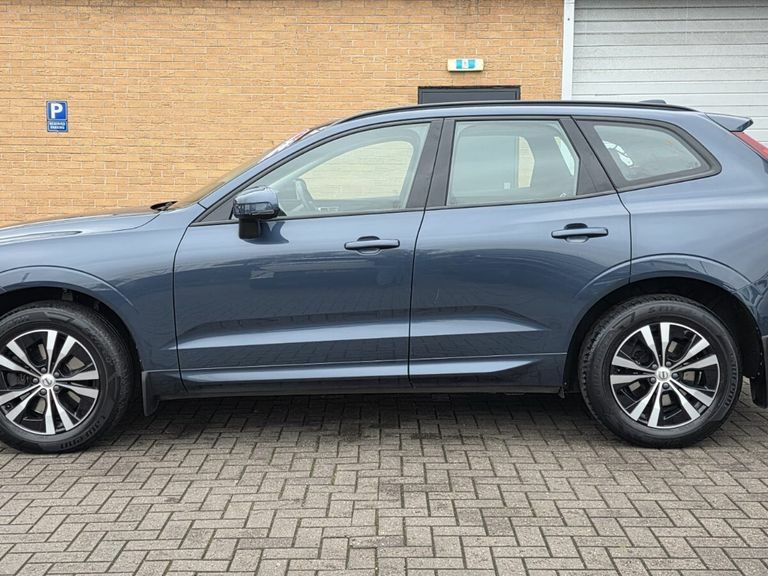 Volvo XC60 2.0 B5p Core Awd Geartronic VO72YFV Blue #5