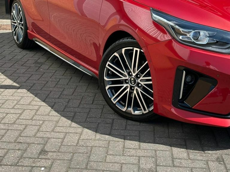 Kia Ceed 1.4T Gdi Isg Gt-line S Dct Red #4