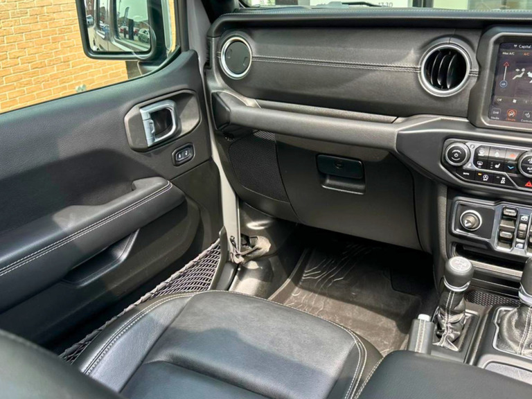 Jeep Wrangler Wrangler Rubicon Grey #32
