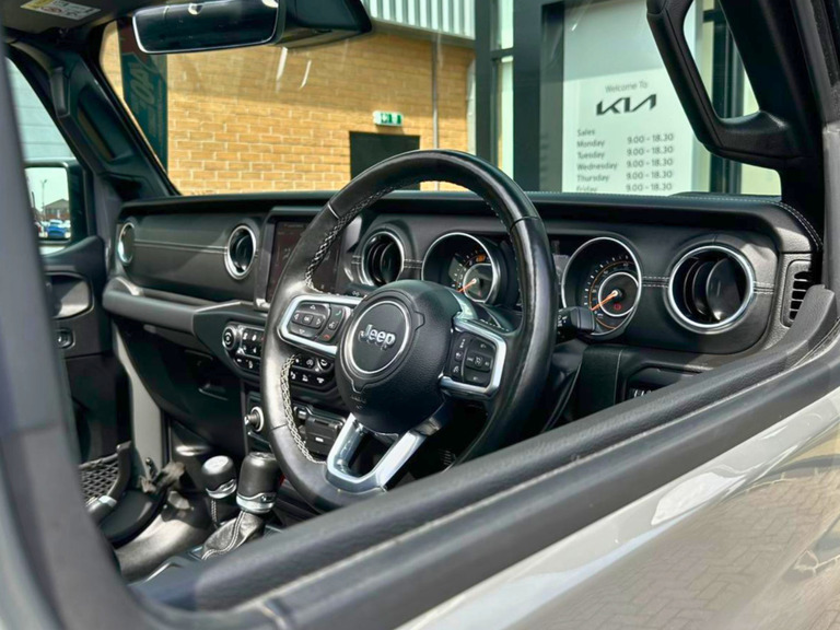 Jeep Wrangler Wrangler Rubicon Grey #36