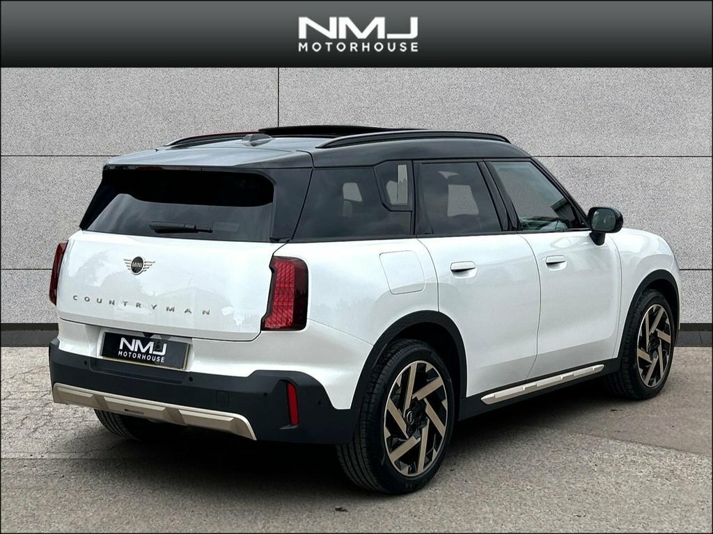 Mini Countryman 2024 1.5C Mhev Exclusive Euro 6 Ss White #2