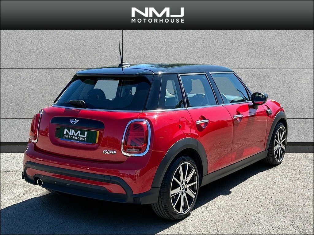 Mini Hatch 2021 1.5 Cooper Classic Steptronic Euro 6 Ss EU71LLZ Red #5
