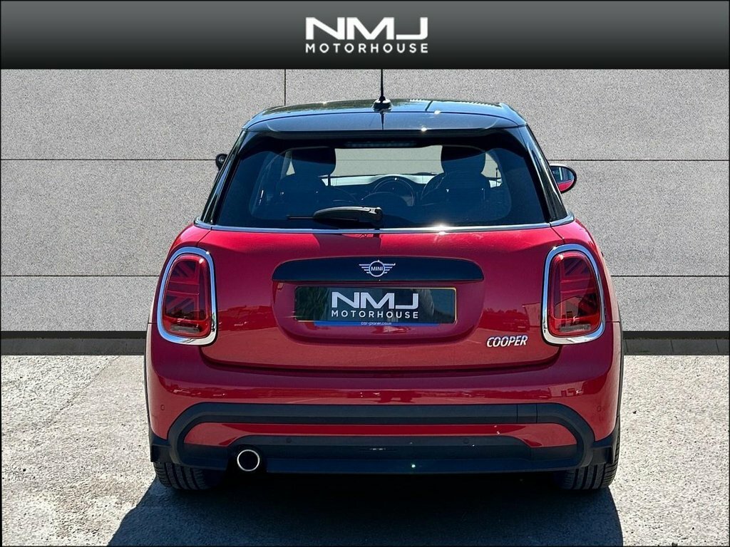 Mini Hatch 2021 1.5 Cooper Classic Steptronic Euro 6 Ss EU71LLZ Red #6