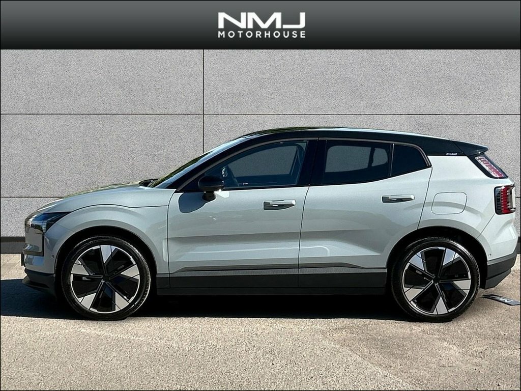Volvo EX30 2024 Twin Performance 69Kwh Ultra Awd BT24DHE Grey #6