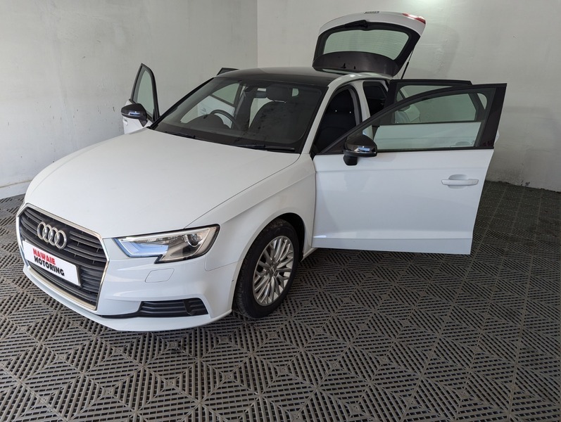 Audi A3 1.6 Tdi Se Technik YT67GNZ White #6