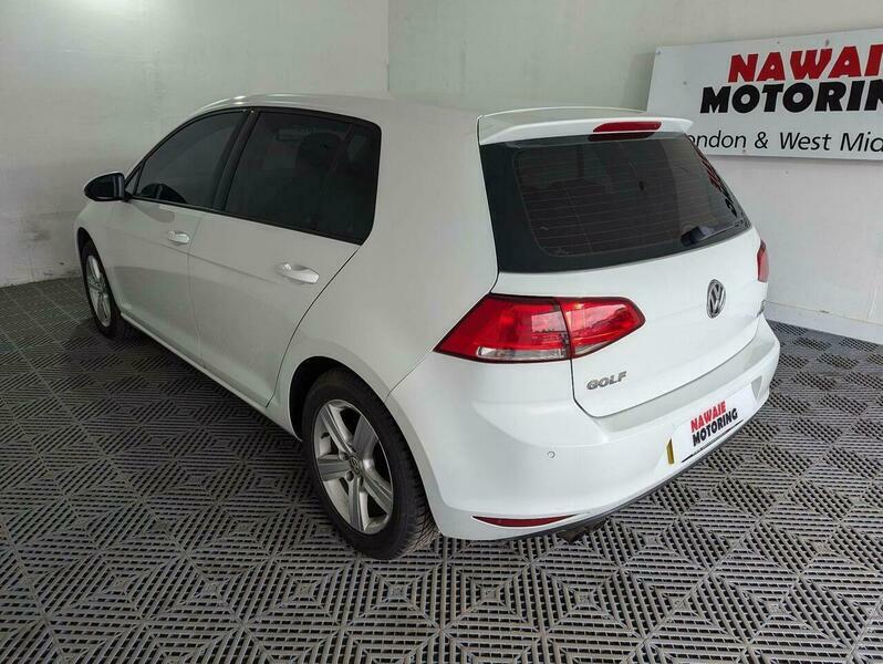 Volkswagen Golf 1.4 Tsi Bluemotion Tech SM65YMG White #4