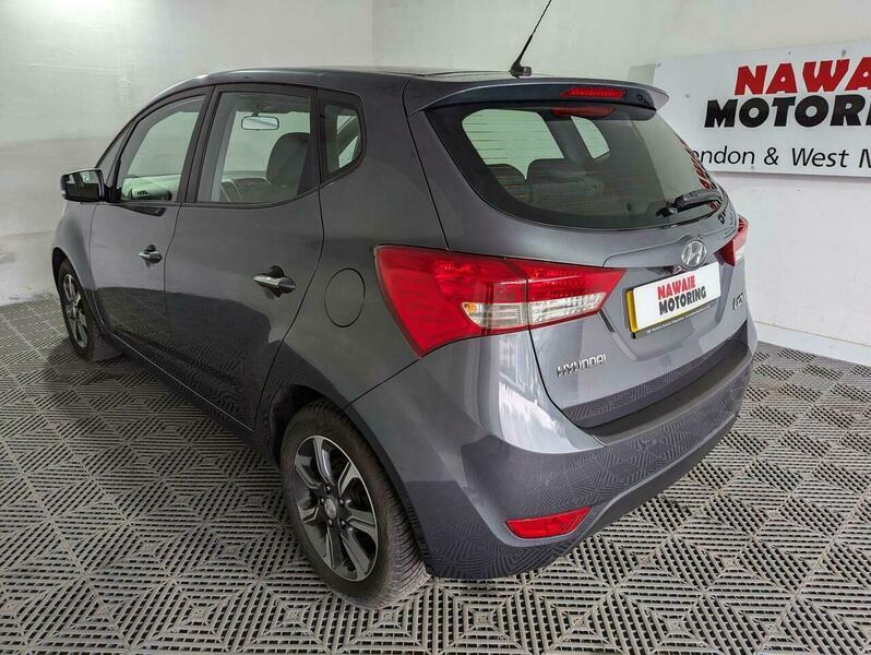 Hyundai Ix20 1.6 Se Nav GV18BWK Grey #4