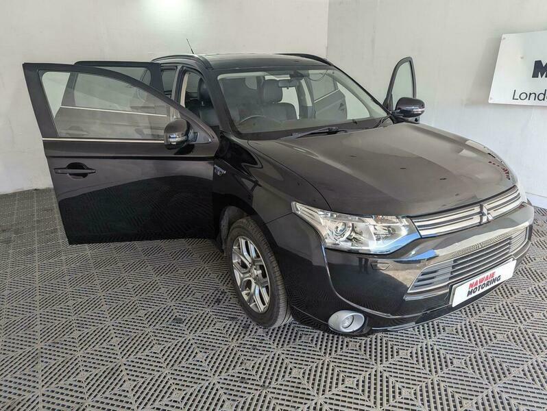 Mitsubishi Outlander 2.0H 12Kwh Gx4h Cvt SW64GGA Black #5