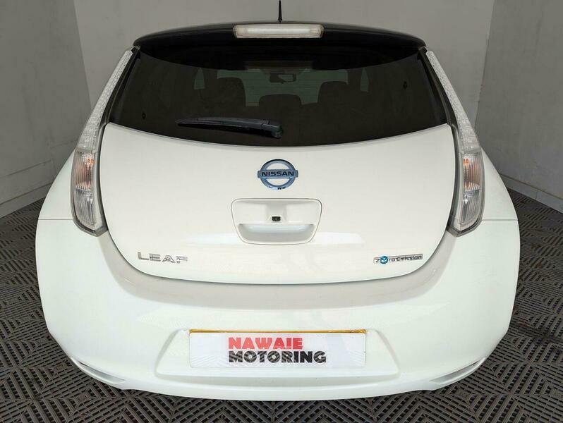 Nissan Leaf 30Kwh Black Edition PK17ZLY White #3